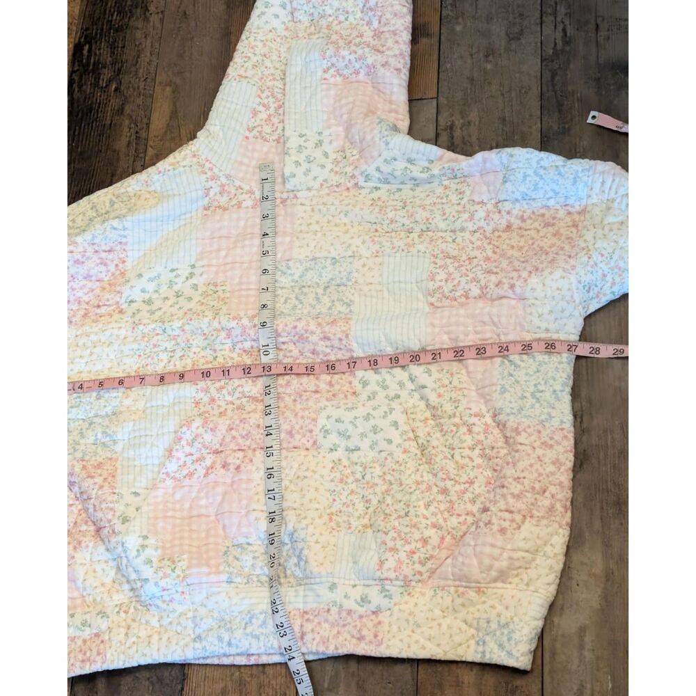 Perch by Blu Pepper Pastel Floral Quilted Patchwork Hoodie Sweatshirt, Size 1X - Picture 6 of 6